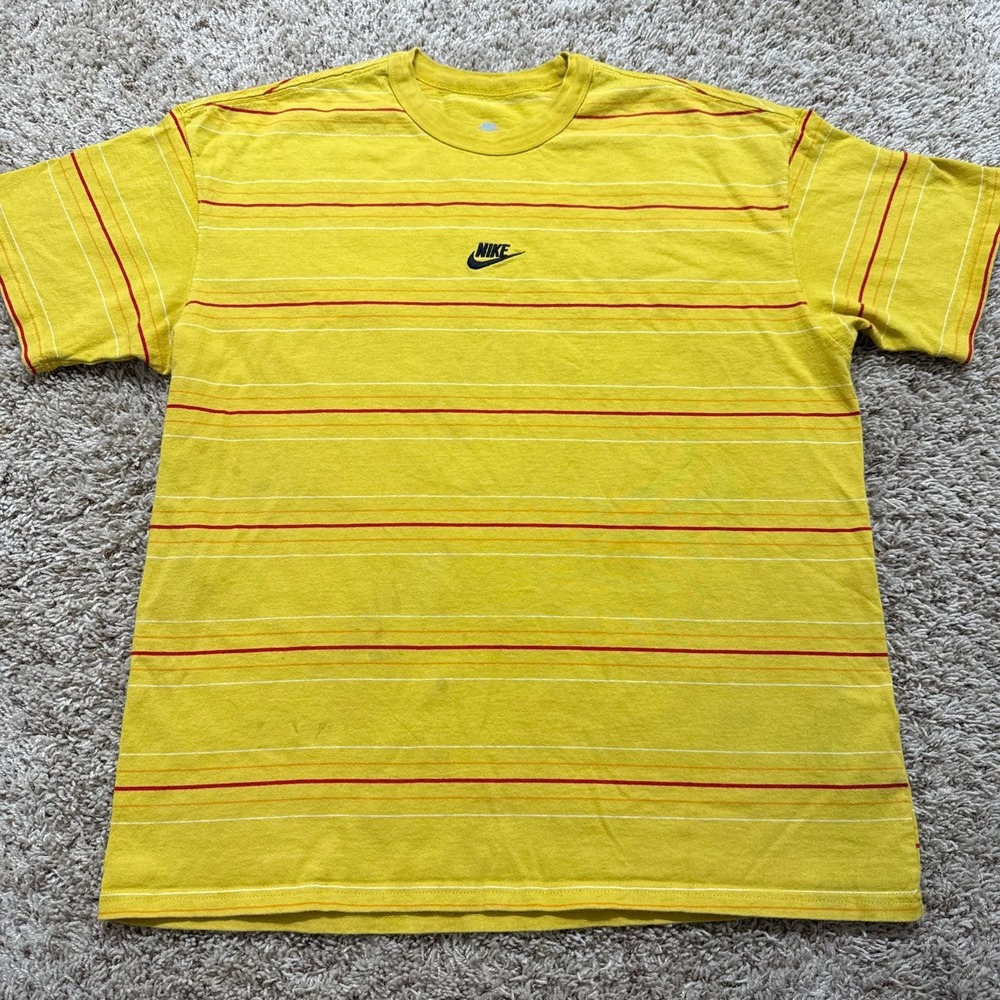 Nike Mens Loose Fit Striped Skater Tee Yellow Red Embroidered Logo Large